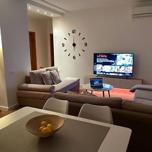 Proper Apartment 1